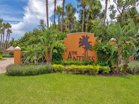 2545 Saint Lucia Circle Vero Beach FL 32967