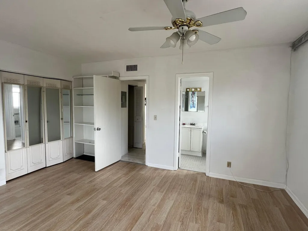 2840 Cynthia Lane Lake Worth Beach FL 33461