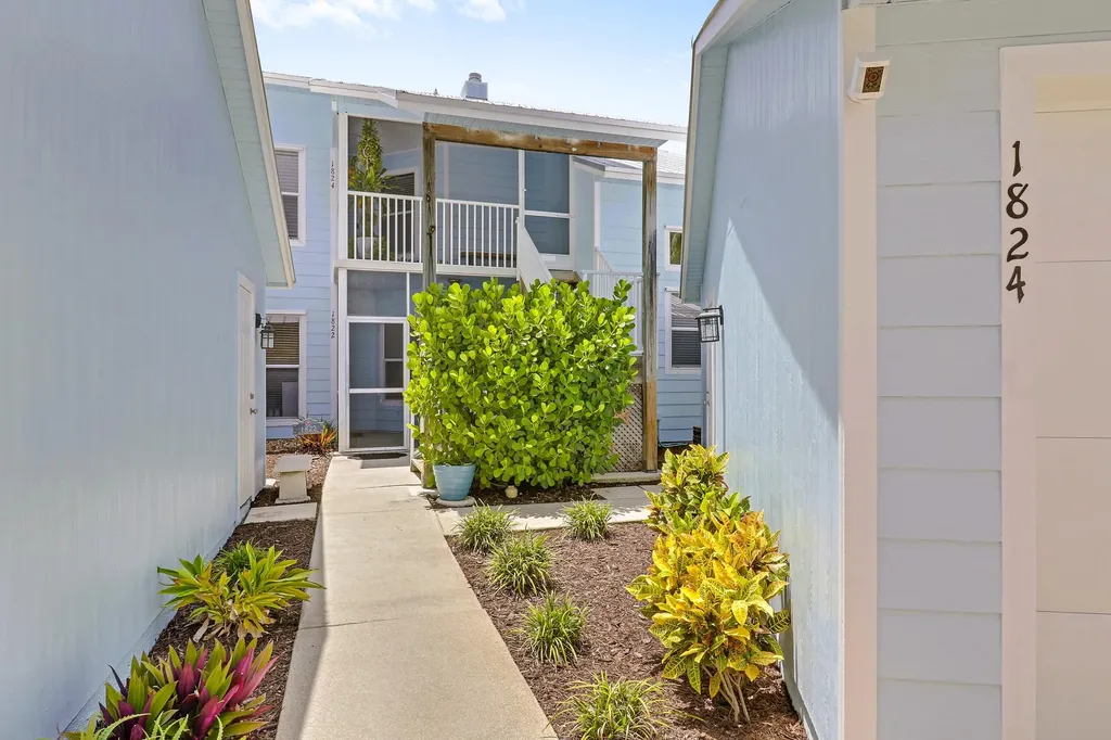 1824 SE Hideaway Circle Port St Lucie FL 34952