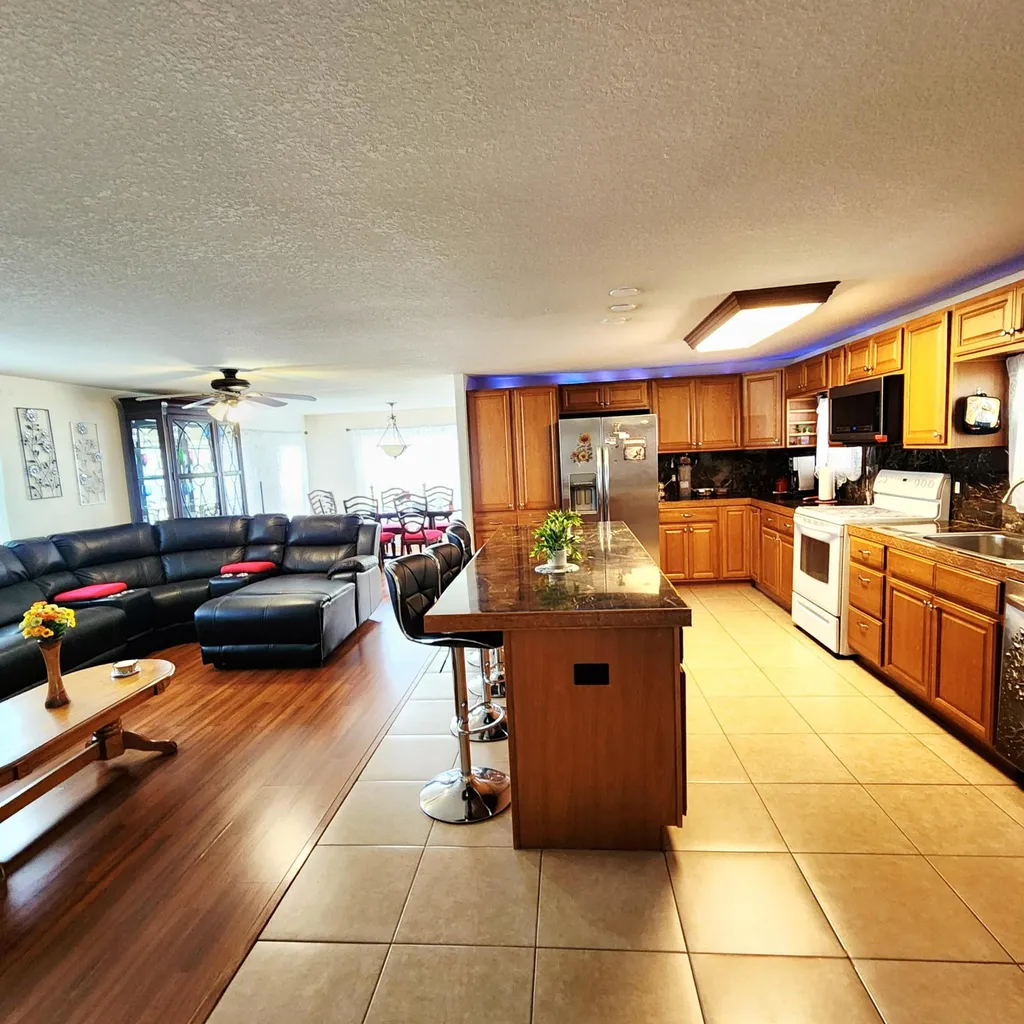 59 Camino Del Rio Port St Lucie FL 34952