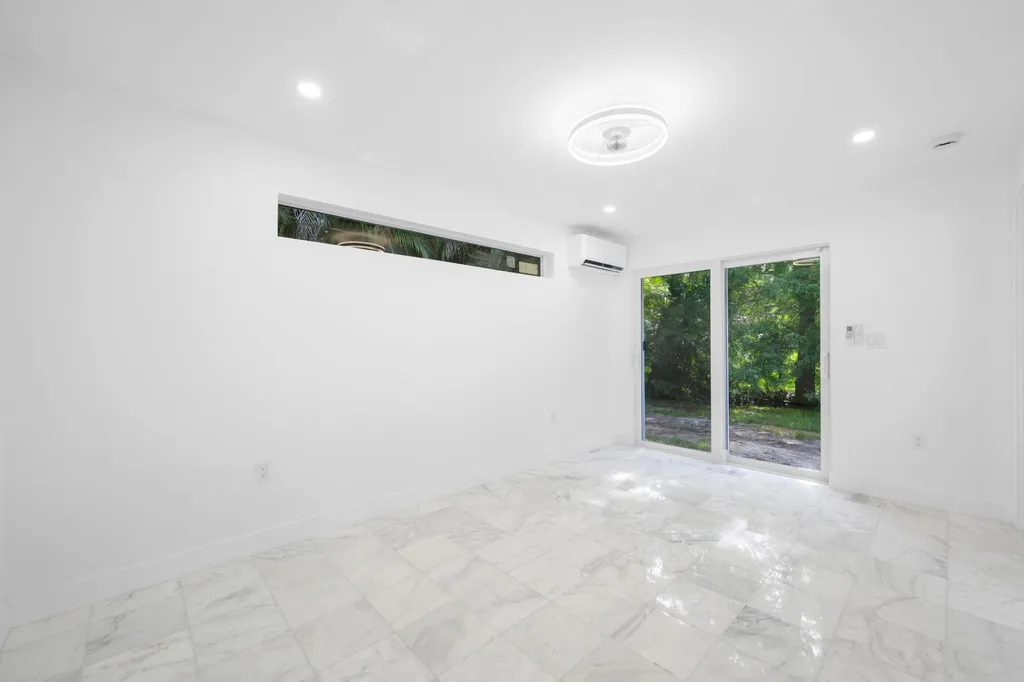5288 SW 92nd Terrace Cooper City FL 33328