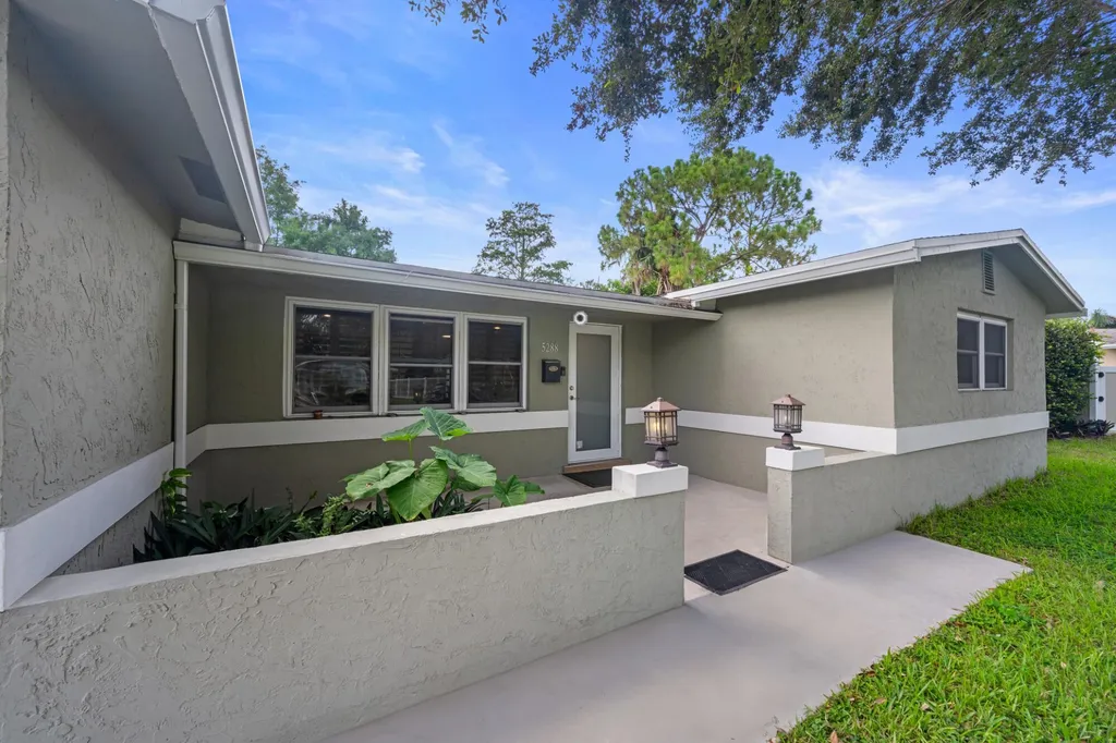 5288 SW 92nd Terrace Cooper City FL 33328