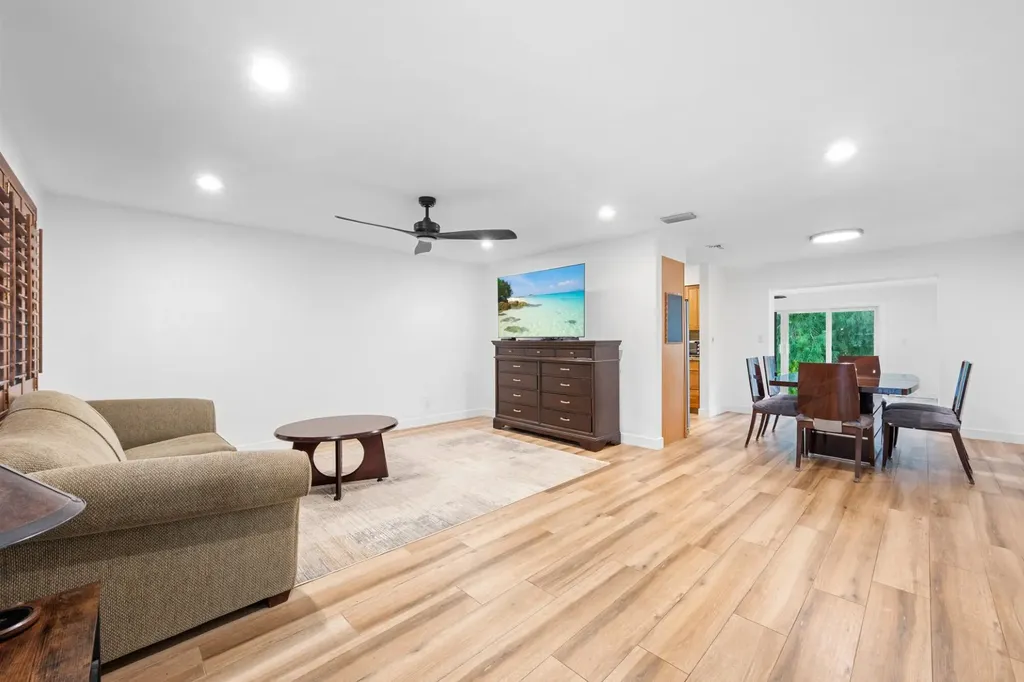 5288 SW 92nd Terrace Cooper City FL 33328