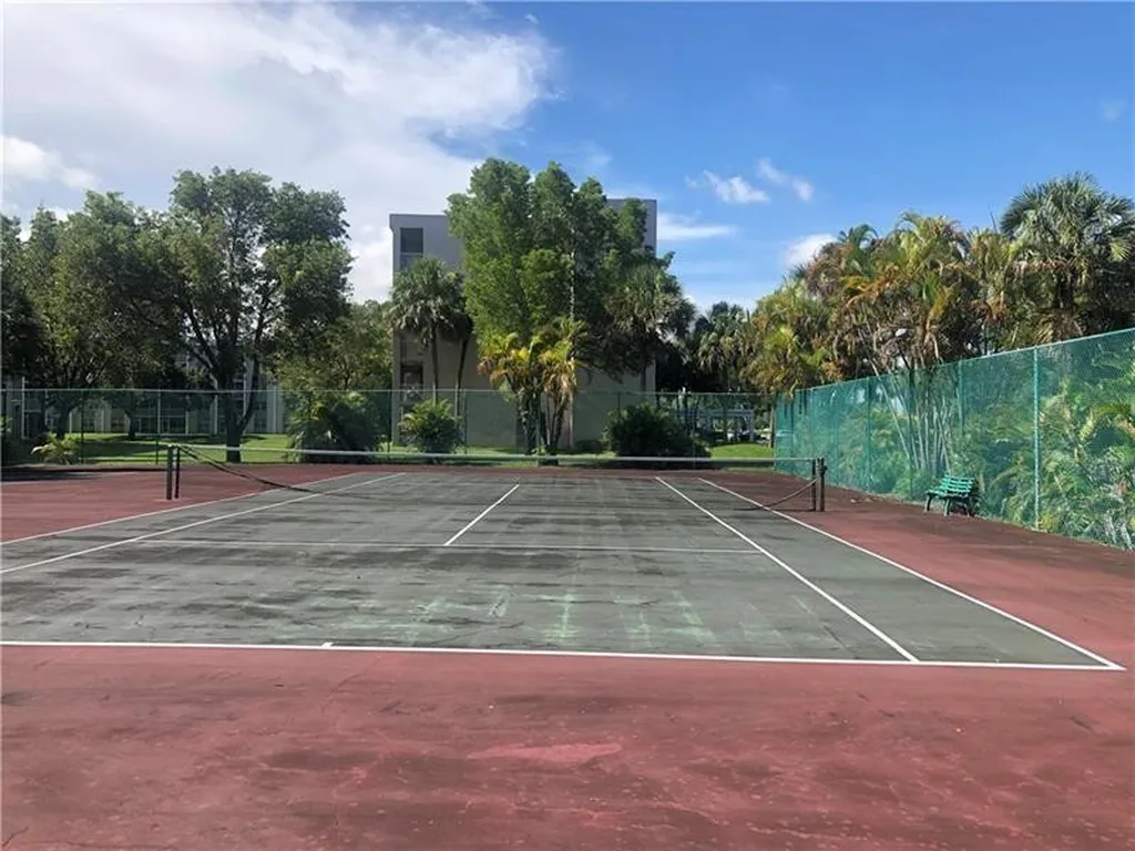 8735 Ramblewood Drive Coral Springs FL 33071