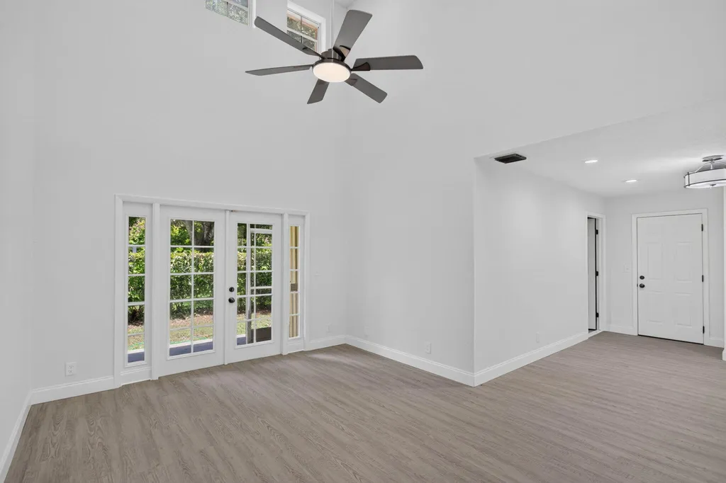 11451 Lakeview Drive Coral Springs FL 33071