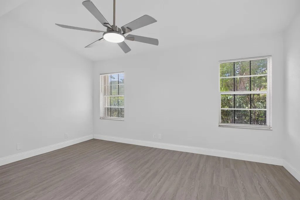 11451 Lakeview Drive Coral Springs FL 33071