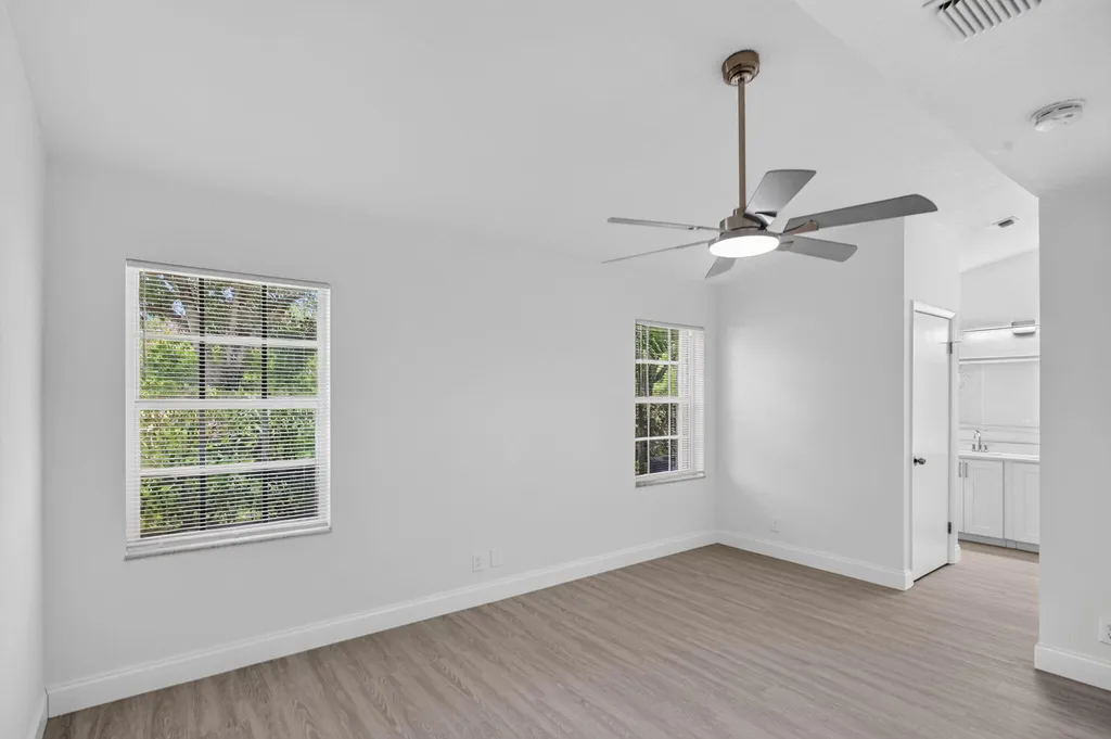 11451 Lakeview Drive Coral Springs FL 33071