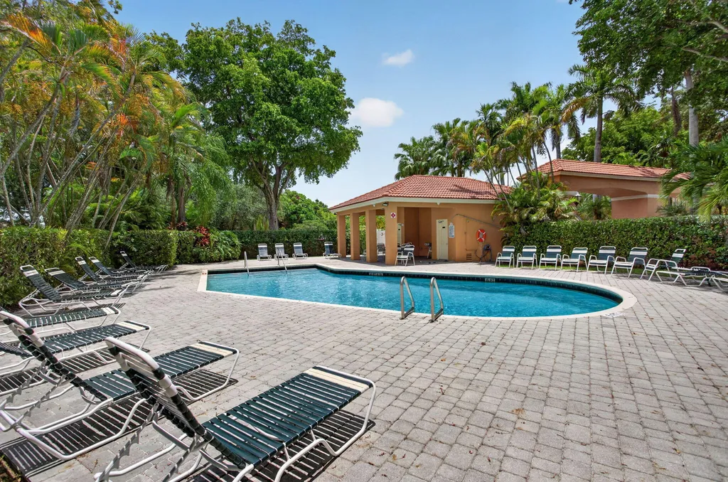 11451 Lakeview Drive Coral Springs FL 33071