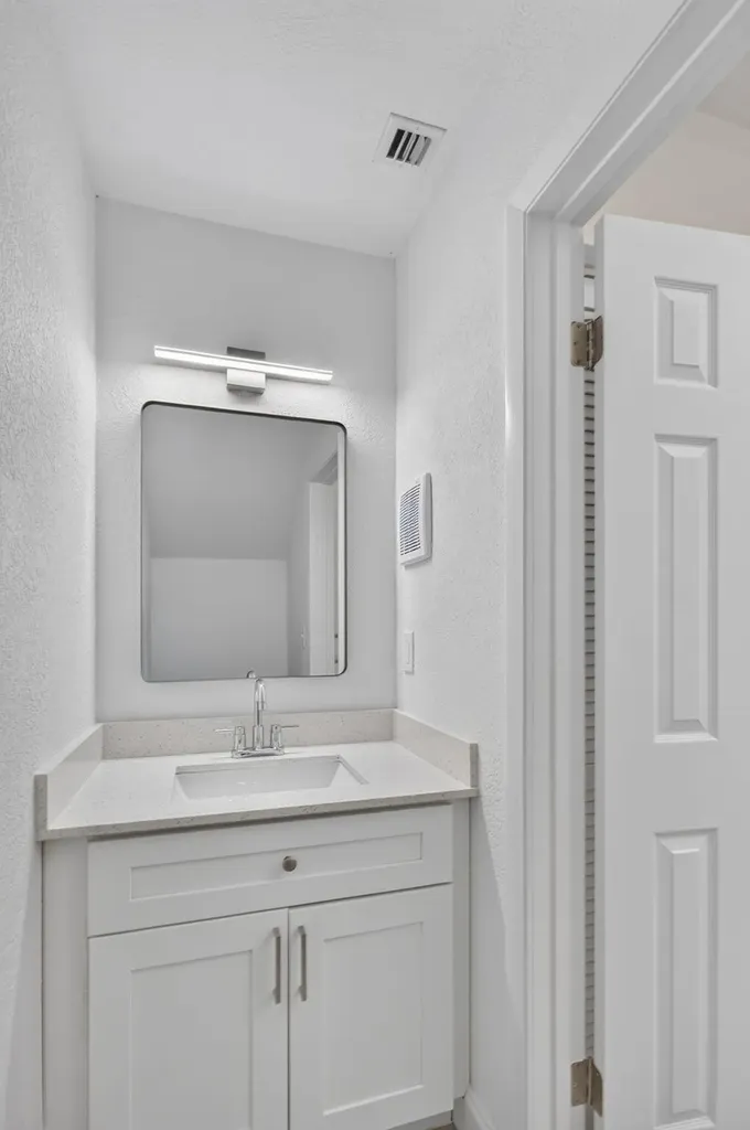 11451 Lakeview Drive Coral Springs FL 33071
