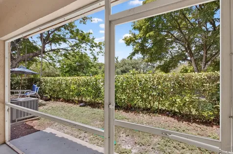 11451 Lakeview Drive Coral Springs FL 33071