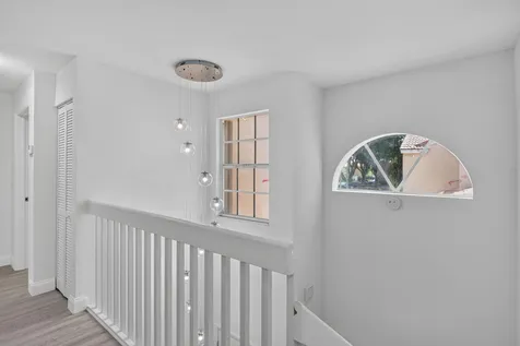 11451 Lakeview Drive Coral Springs FL 33071