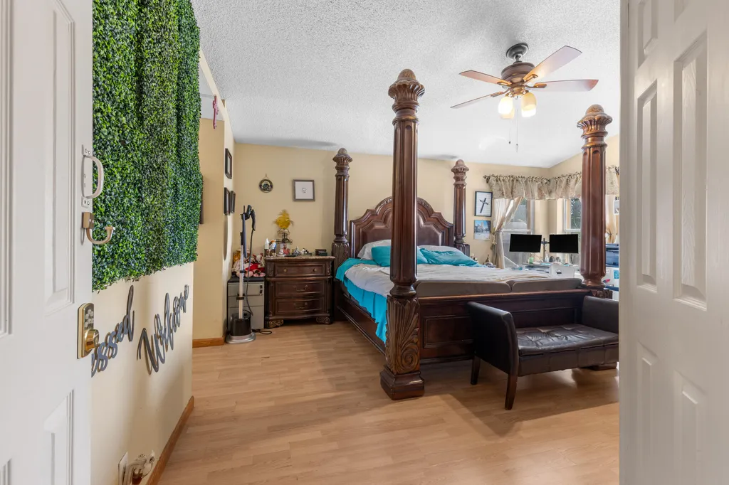 1021 NW 185th Avenue Pembroke Pines FL 33029