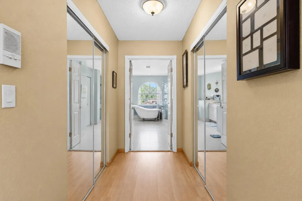 1021 NW 185th Avenue Pembroke Pines FL 33029