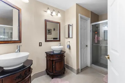 1021 NW 185th Avenue Pembroke Pines FL 33029