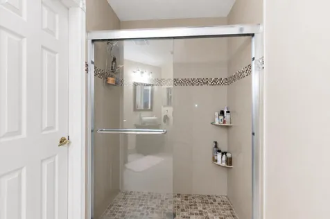 1021 NW 185th Avenue Pembroke Pines FL 33029