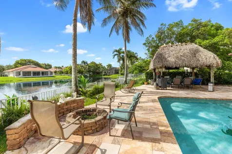 1021 NW 185th Avenue Pembroke Pines FL 33029