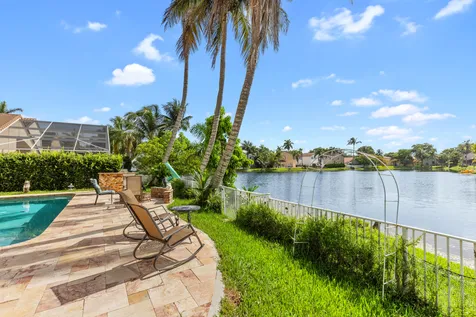 1021 NW 185th Avenue Pembroke Pines FL 33029