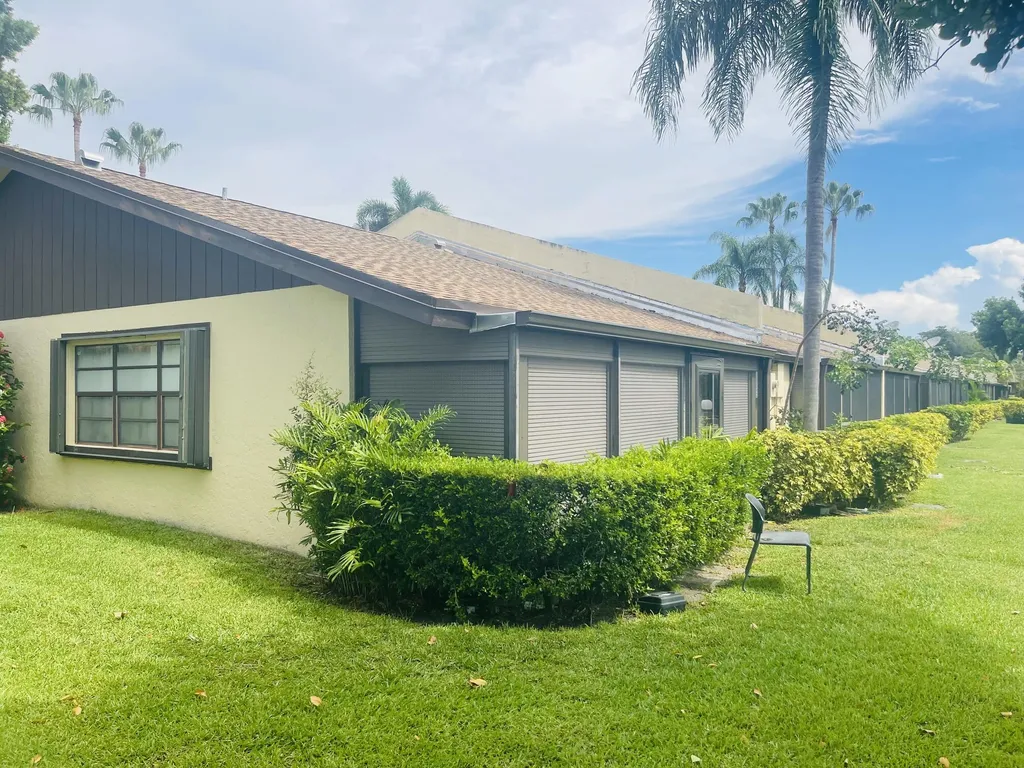 751 Banks Road Margate FL 33063