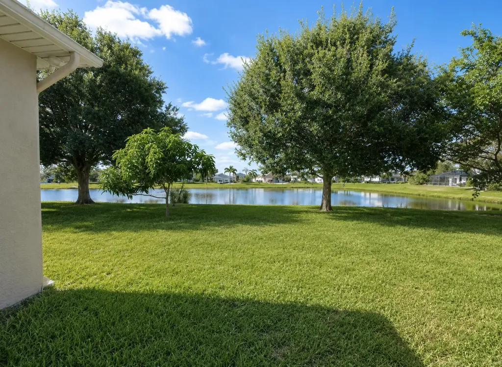 2811 Serenity Circle S Fort Pierce FL 34981
