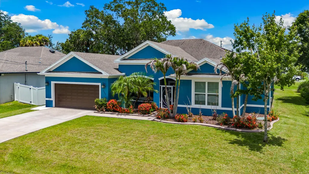 2357 SW Independence Road Port St Lucie FL 34953