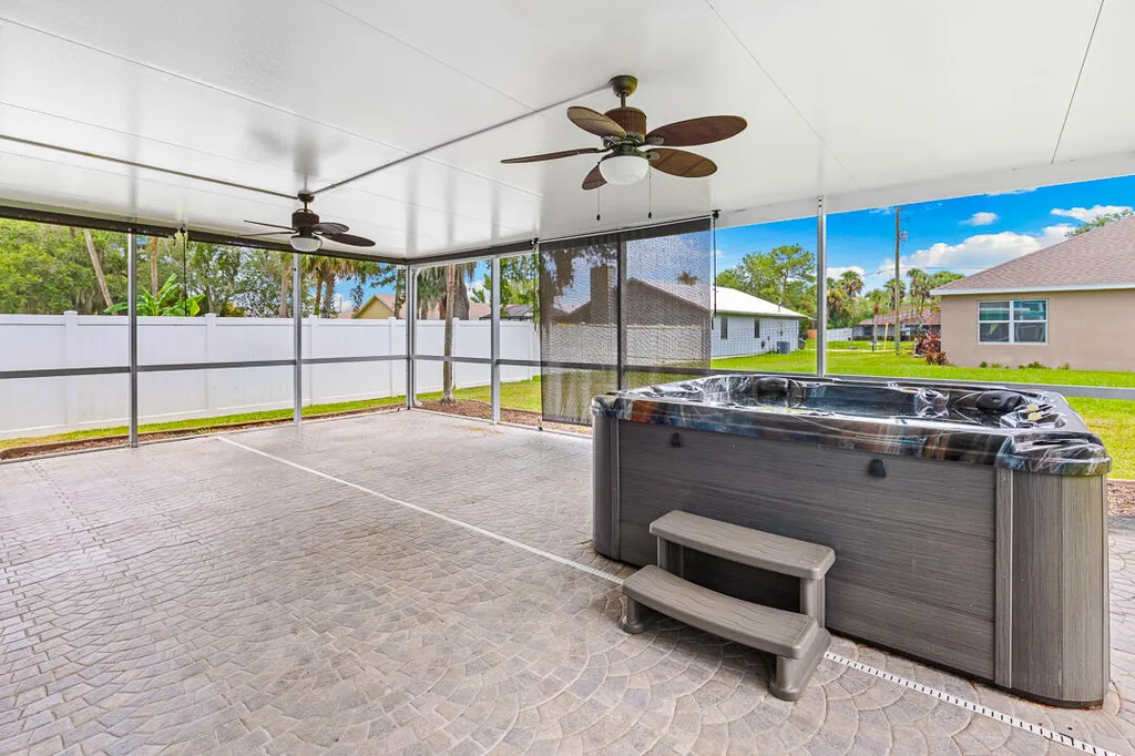 2357 SW Independence Road Port St Lucie FL 34953