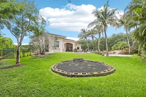 2130 SW 113th Avenue Davie FL 33325