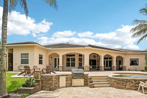 2130 SW 113th Avenue Davie FL 33325