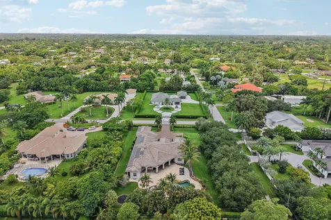 2130 SW 113th Avenue Davie FL 33325