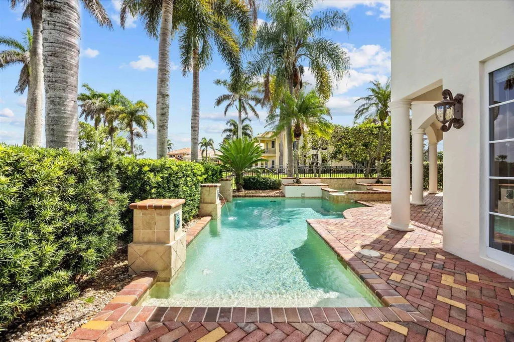 143 SE Bella Strano Port St Lucie FL 34984