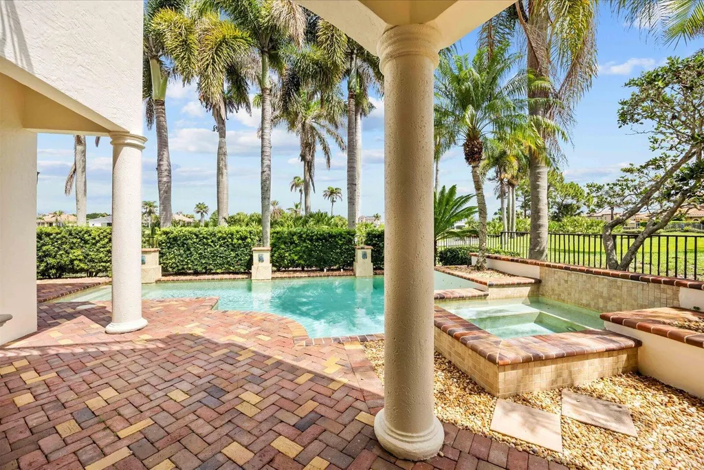 143 SE Bella Strano Port St Lucie FL 34984
