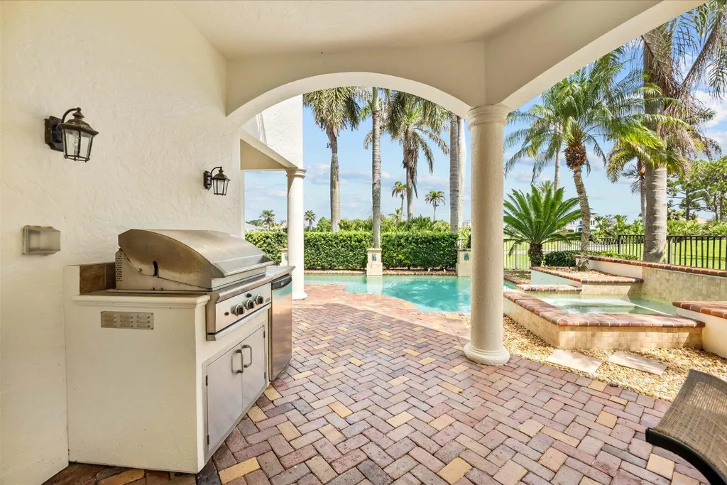 143 SE Bella Strano Port St Lucie FL 34984