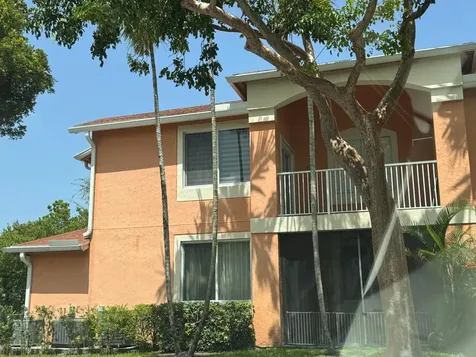 6936 SW 39th Street Davie FL 33314