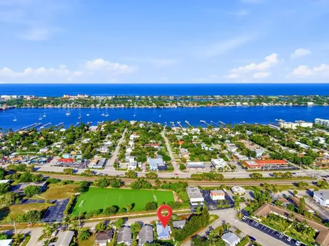 721 E Coast Avenue Lantana FL 33462