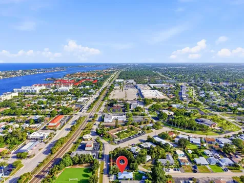 721 E Coast Avenue Lantana FL 33462