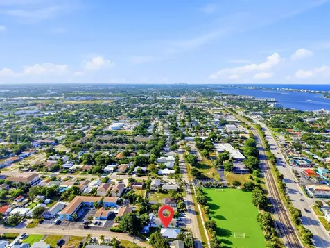 721 E Coast Avenue Lantana FL 33462