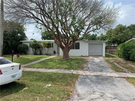 6900 NW 14th Court Plantation FL 33313