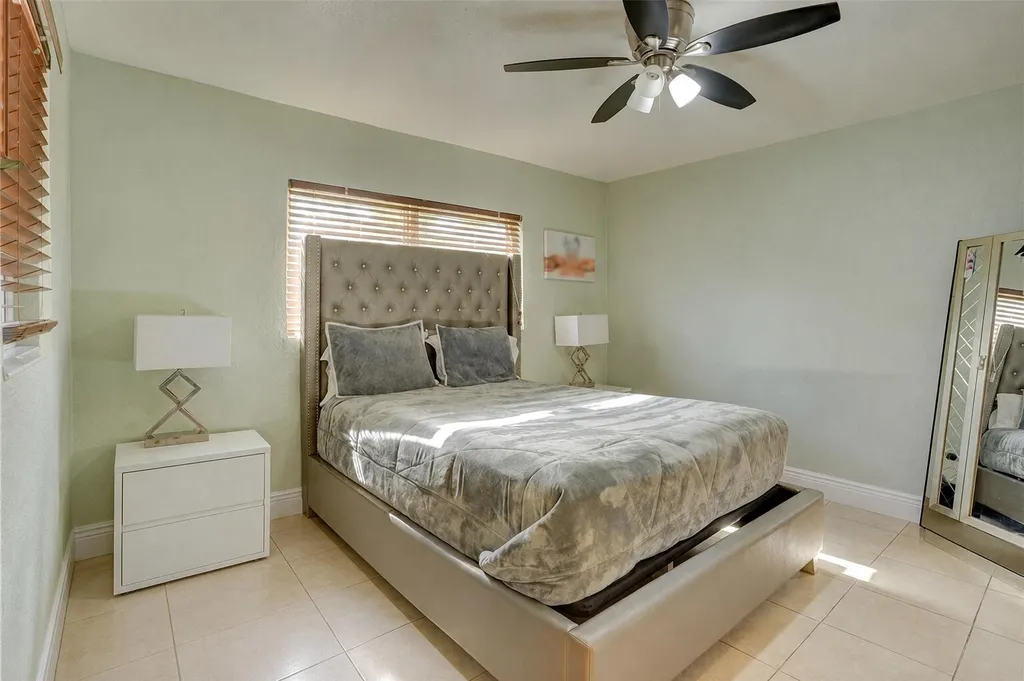 970 SW 3rd Avenue Pompano Beach FL 33060