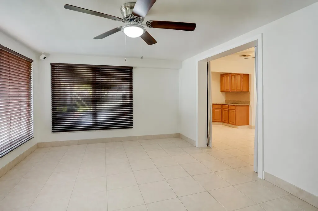 970 SW 3rd Avenue Pompano Beach FL 33060