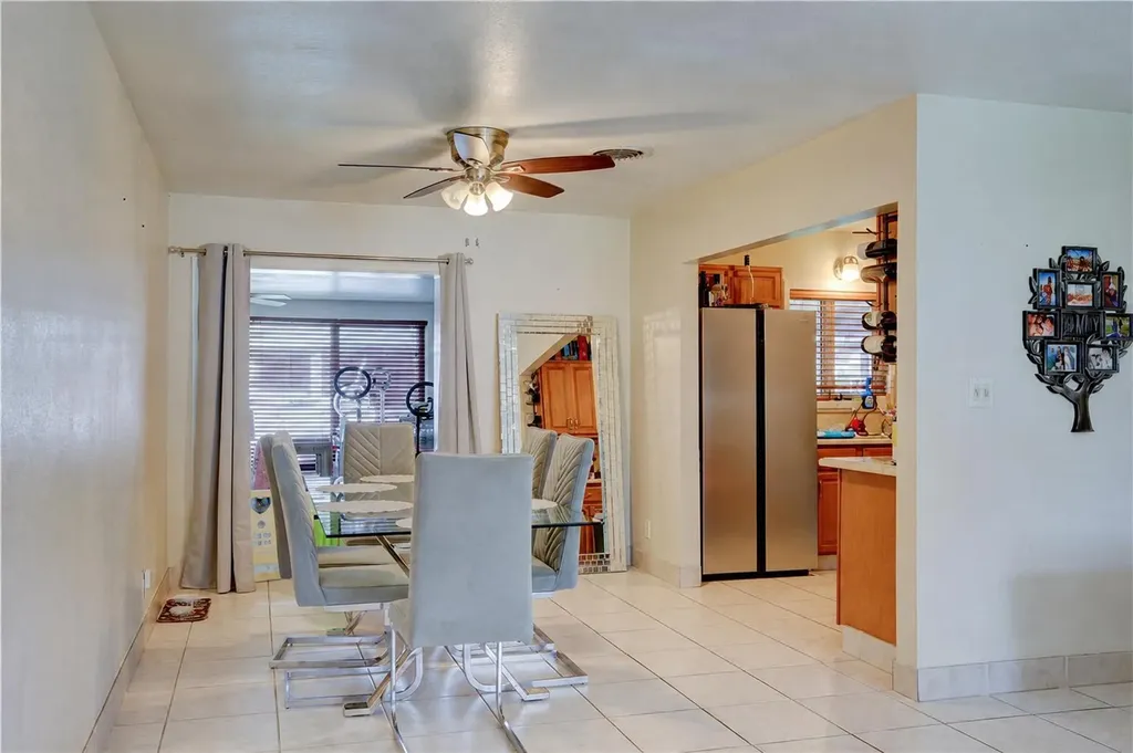 970 SW 3rd Avenue Pompano Beach FL 33060