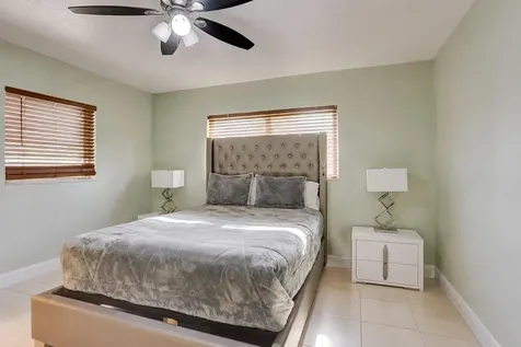 970 SW 3rd Avenue Pompano Beach FL 33060