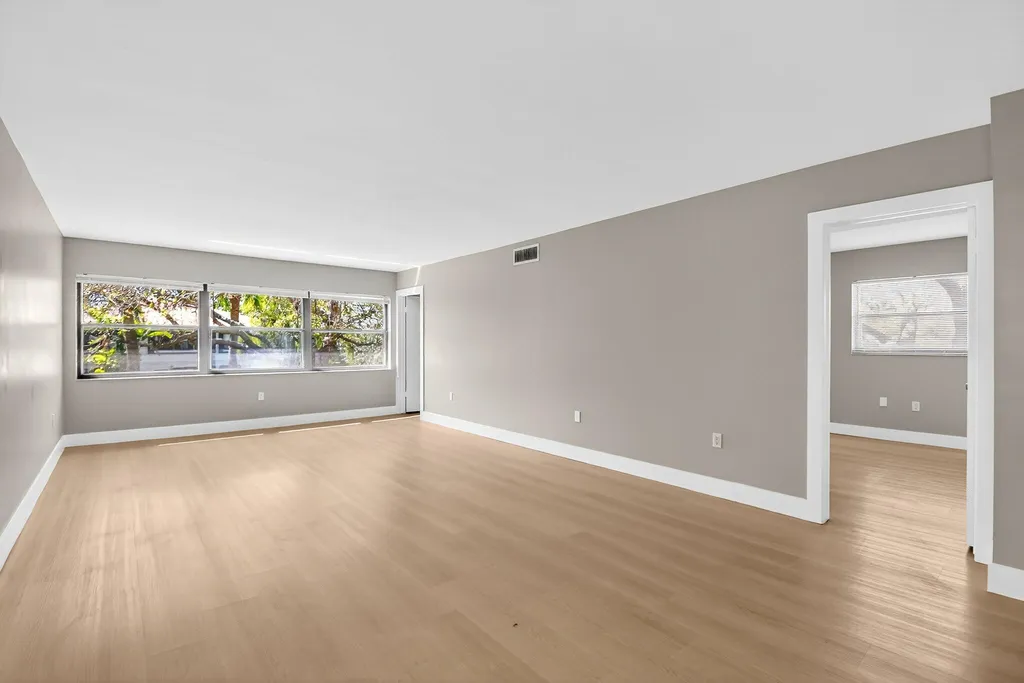 2018 SW 29th Court Delray Beach FL 33445