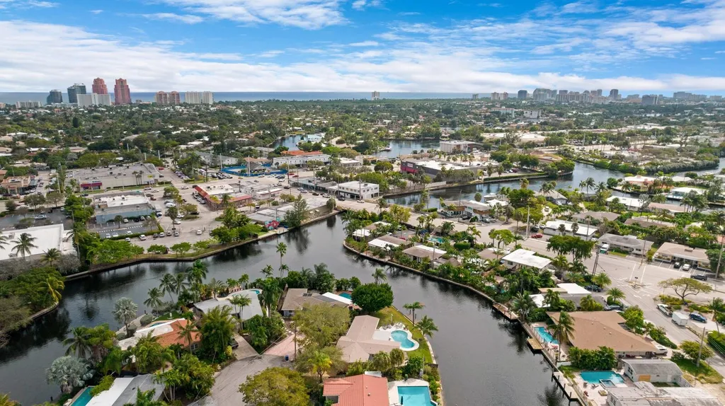 2156 NE 27th Drive Wilton Manors FL 33306