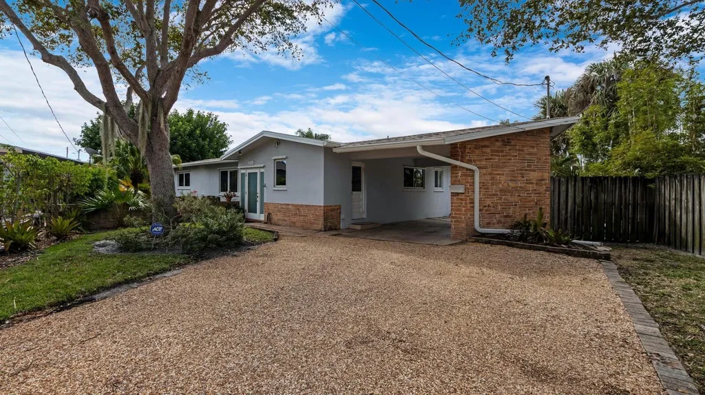 2156 NE 27th Drive Wilton Manors FL 33306
