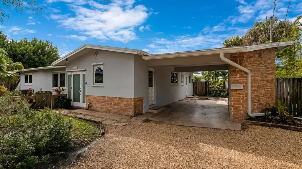 2156 NE 27th Drive Wilton Manors FL 33306