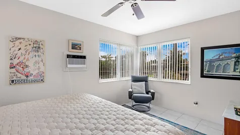 2156 NE 27th Drive Wilton Manors FL 33306