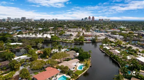 2156 NE 27th Drive Wilton Manors FL 33306