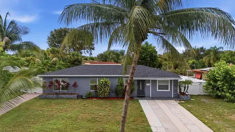 434 Australian Circle Lake Park FL 33403