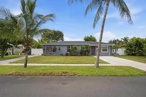 434 Australian Circle Lake Park FL 33403