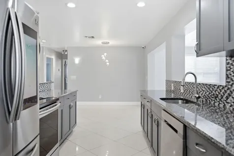 434 Australian Circle Lake Park FL 33403