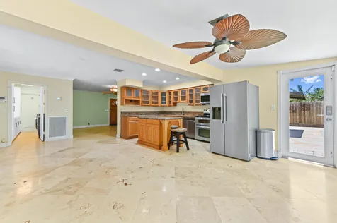 138 NE 29th Street Wilton Manors FL 33334